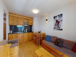 Snug apartment with balcony