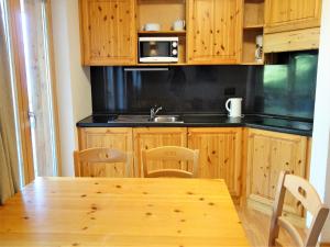 Pleasant apartment with paid sauna