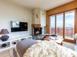 Apartment in Veysonnaz with Ski Slope Access