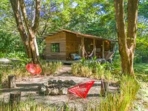 El Chic Shack, Authentic Cabin walk to Negra - Río Sequito