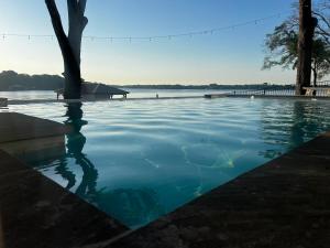 Retreat on Lake Athens