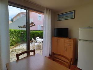 T2 cabine avec parking privé et jardin à Sète - FR-1-472-197