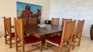 Encanto Living Penthouse 1202 by Kivoya