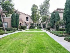 Close to Irvine IVC&UCI gate community2b &3b house more than 30nights - 米申维耶霍