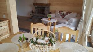 Two-Bedroom Apartment room in Osada Brzezia