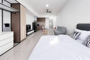 Alinea Luxury Condominiums, Shah Alam - Smarthome