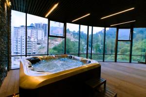 Solan Woods - Cozy Studio Apartment in Chester Hills, Solan