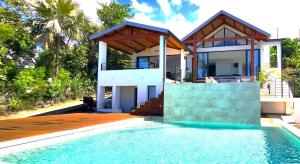 Villa Ocean neuve piscine double et vue mer proche du centre ville - Apartmány, Les Avirons