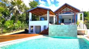 Villa Ocean neuve piscine double et vue mer proche du centre ville - Ravine Sèche