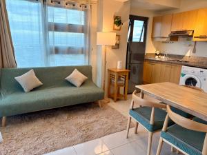 Cozy Panoramic View Unit