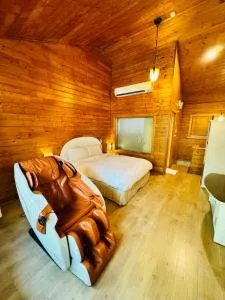 Ivy Motel - Chu-wei-tzu