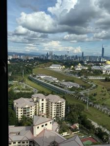 Cosy Studio Apartment at Hartamas