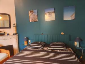 B&B / Chambres d'hotes Les Volets Bleus : photos des chambres