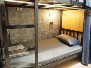 Bed Space Hostel Khaosan - Dusit