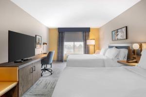 Queen Room with Two Queen Beds room in Hilton Garden Inn Charlotte/Concord