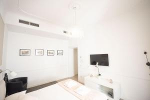 Borgo Pio Beautiful 2BR, 2BA Family Apartment