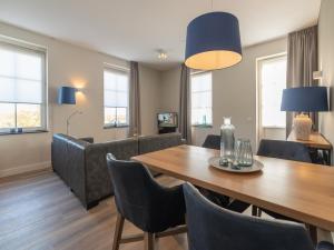 Apartment in Colijnsplaat near Lake and Sauna