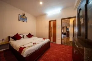 Mega Sweet Home Apartment - Nawākot