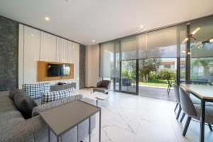 The Norm Collection Doora Bodrum