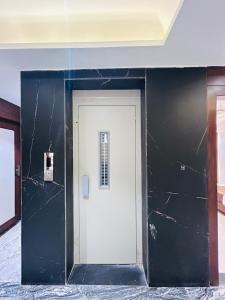 Hotel Care Residency