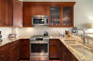 The Victoria 4 Condo