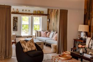 Island lifestyle on the water