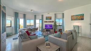 Spaciously Cosy 3BD Accomodation in Ta Xbiex - Yacht Marina & Valletta Views