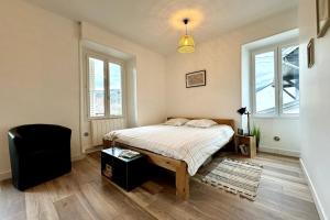 Appartements Le Grand Port - T2 with parking : photos des chambres