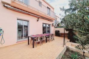 Maisons de vacances Casa Del Sol - Vue - 4 chambres - Jardin - Parking : photos des chambres