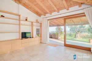 Villetta con piscina vista mare by budoniaffitti