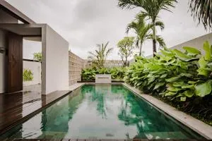 Bale Santikara VIlla - 乌干沙