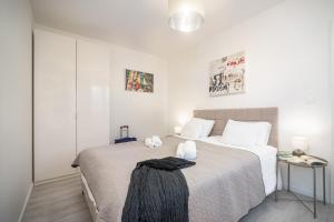 Sunlit Heaven 2-BDR Apartments