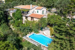 Stone Cottage - Ubytování bez kategorie ve městě Nisakion