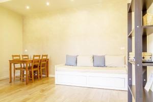 Brera-Art District Historic Milan Courtyard Home