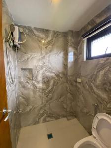 Mountain Sunctuary-M1 Mezzanine