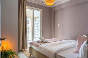 Sun- 1-Bedroom Apt W Terrace in Larnaca