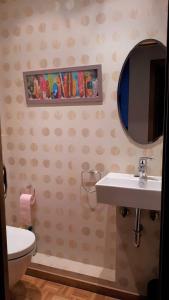 Maisons de vacances Bright T3 with ocean view and parking lot - Hendaye : photos des chambres