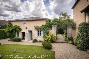 B&B / Chambres d'hotes La Demeure du Bord-O : photos des chambres