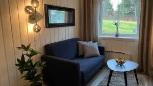 Central and spacious with 3 bedrooms and beds for 10 persons - Kåfjord