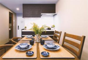 都心罕见 秋叶原东京站KCoa 超级奢华双卧套房带厨房 地铁3分钟 戴森POLA顶级配置 秋叶原步行可达 东京站4分钟