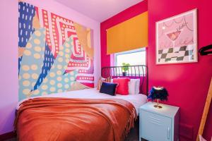 6-Bed Funky Getaway Unique Vibes