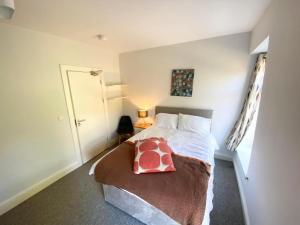 Budget room 10min Walk to Swansea Centre 1