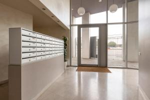 Bright two bedrooms apartment with terrace Zanuso - Mirable PM