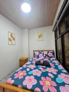 Mountain Sunctuary-F1 2 Bedroom with nature view