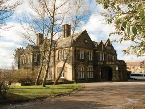 YHA Haworth - Partner