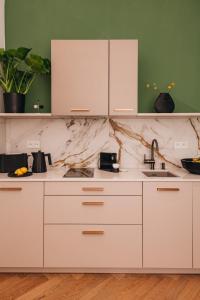 Luxury Design Apartment at Old Town Square with Air Condition