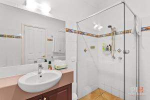 Amazing Location with Ocean View