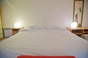 Camille - Authentic 4-Bed Apartment Saint-Germain Notre Dame