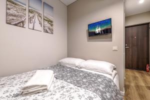 Stylish white salad studio near the city center