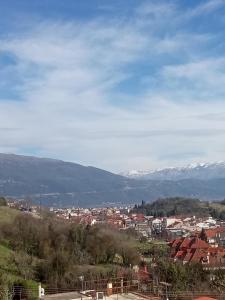 Mountain and Lake view apartment